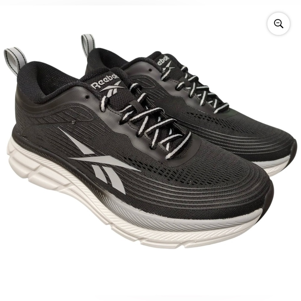 Reebok Women’s Black White and Gray Running Sneakers Road Strider Size 7 NWT
